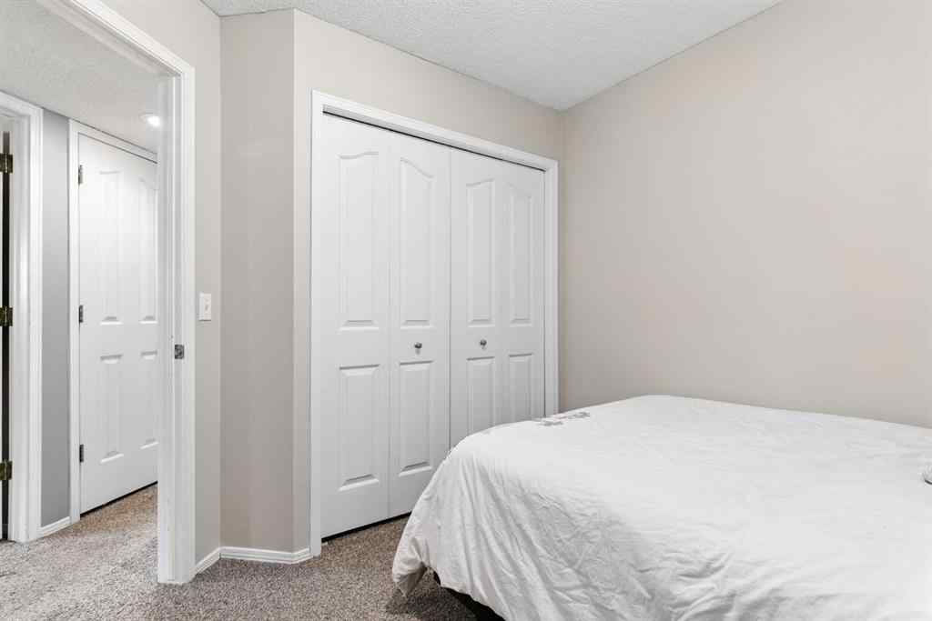MLS® A2253418 - Unit #2 2207 28 Street SW in Killarney/Glengarry Calgary, Residential