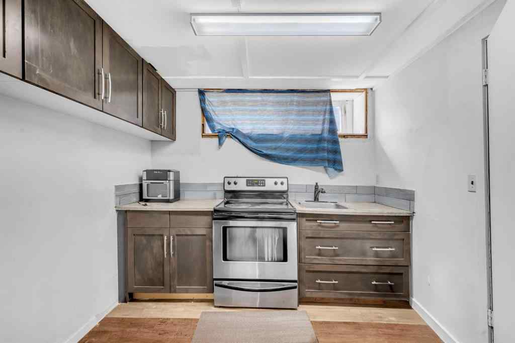 MLS® A2253419 - 2207 48 Street NE in Rundle Calgary, Residential