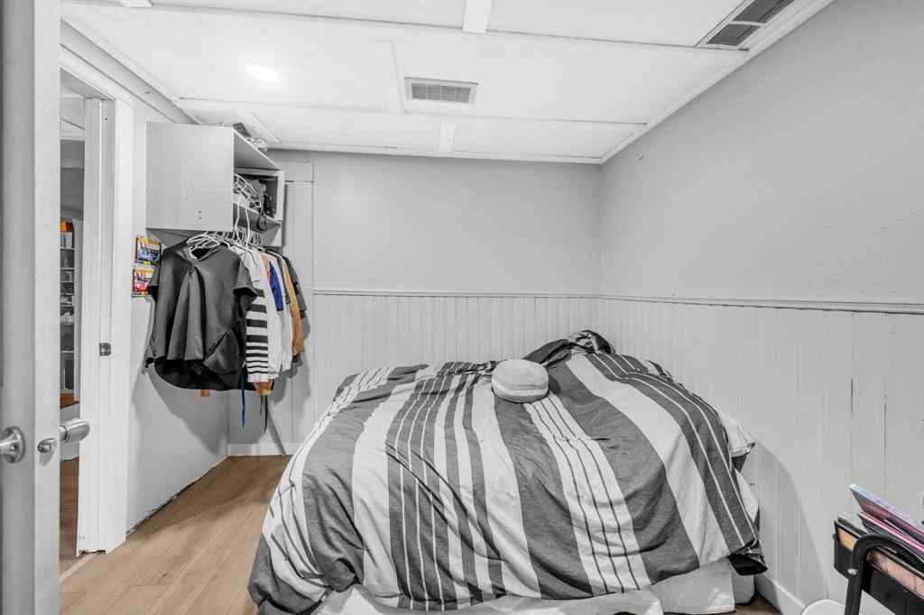 MLS® A2253419 - 2207 48 Street NE in Rundle Calgary, Residential