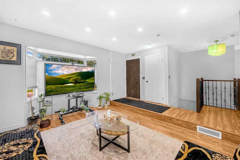 MLS® A2253419 - 2207 48 Street NE in Rundle Calgary, Residential