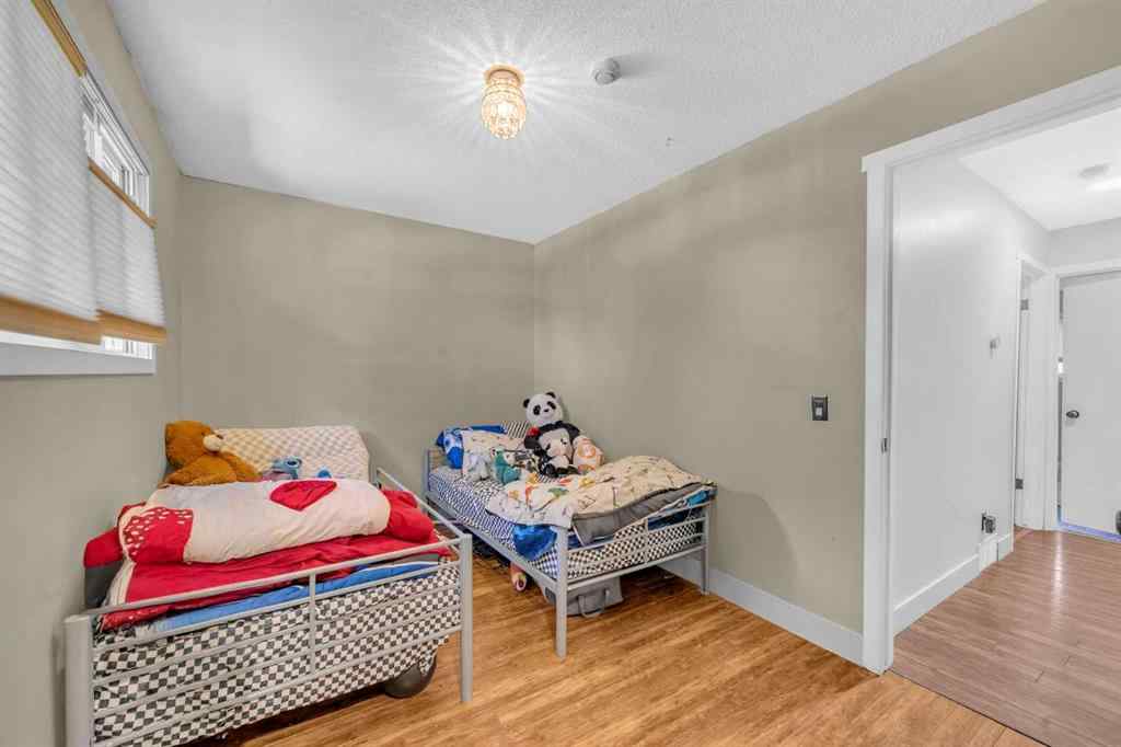 MLS® A2253419 - 2207 48 Street NE in Rundle Calgary, Residential