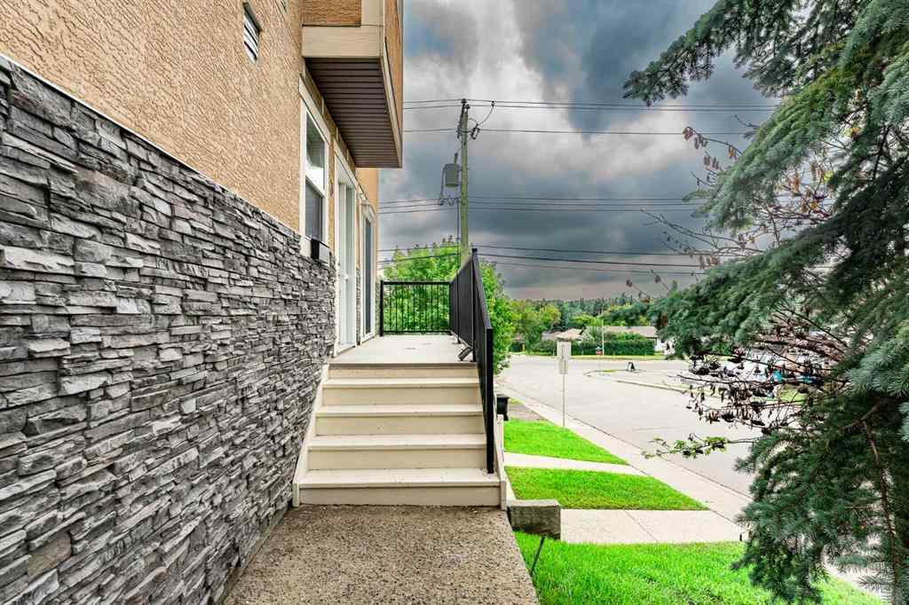 MLS® A2253421 - Unit #3 55 Collingwood Place NW in Collingwood Calgary, Residential