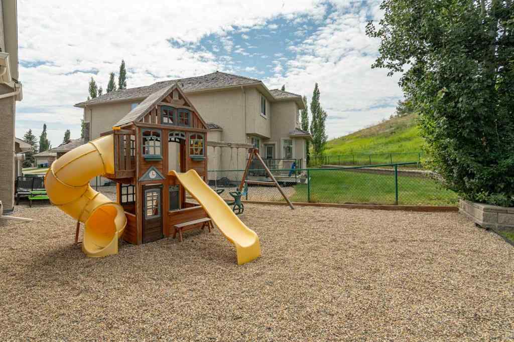 MLS® A2253424 - 612 Royal Court NW in Royal Oak Calgary, Residential