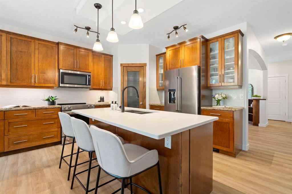 MLS® A2253424 - 612 Royal Court NW in Royal Oak Calgary, Residential
