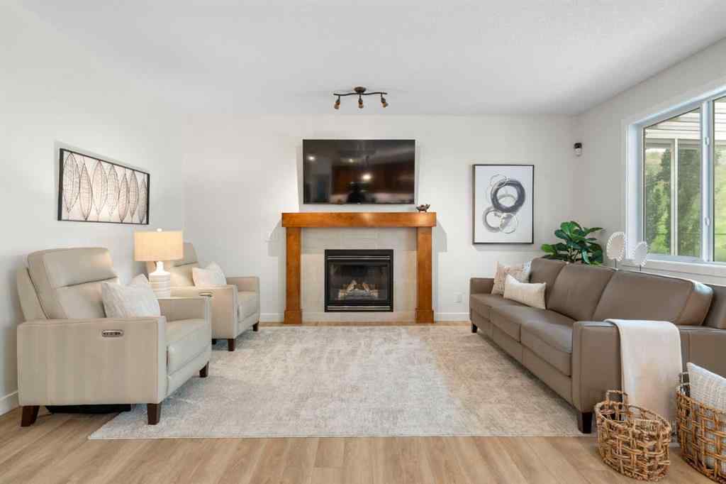 MLS® A2253424 - 612 Royal Court NW in Royal Oak Calgary, Residential
