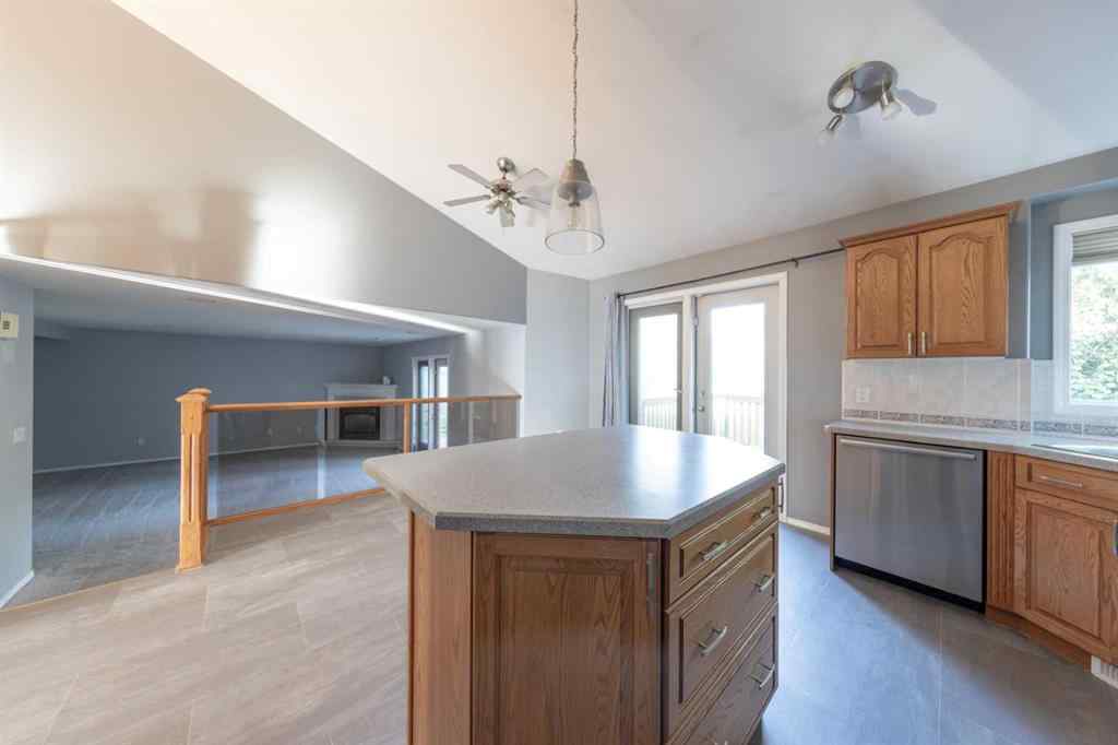 MLS® A2253425 - 3106 65 Ave   in Parkview Estates Lloydminster, Residential