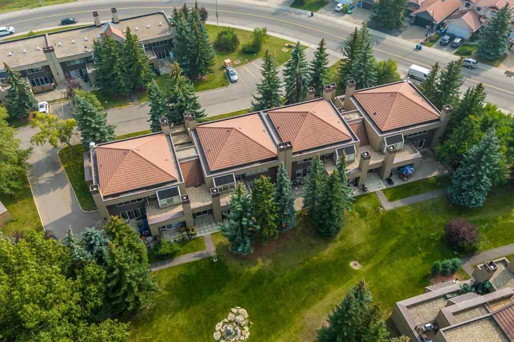 MLS® A2253426 - Unit #3 207 Village Terrace SW in Patterson Calgary, Residential