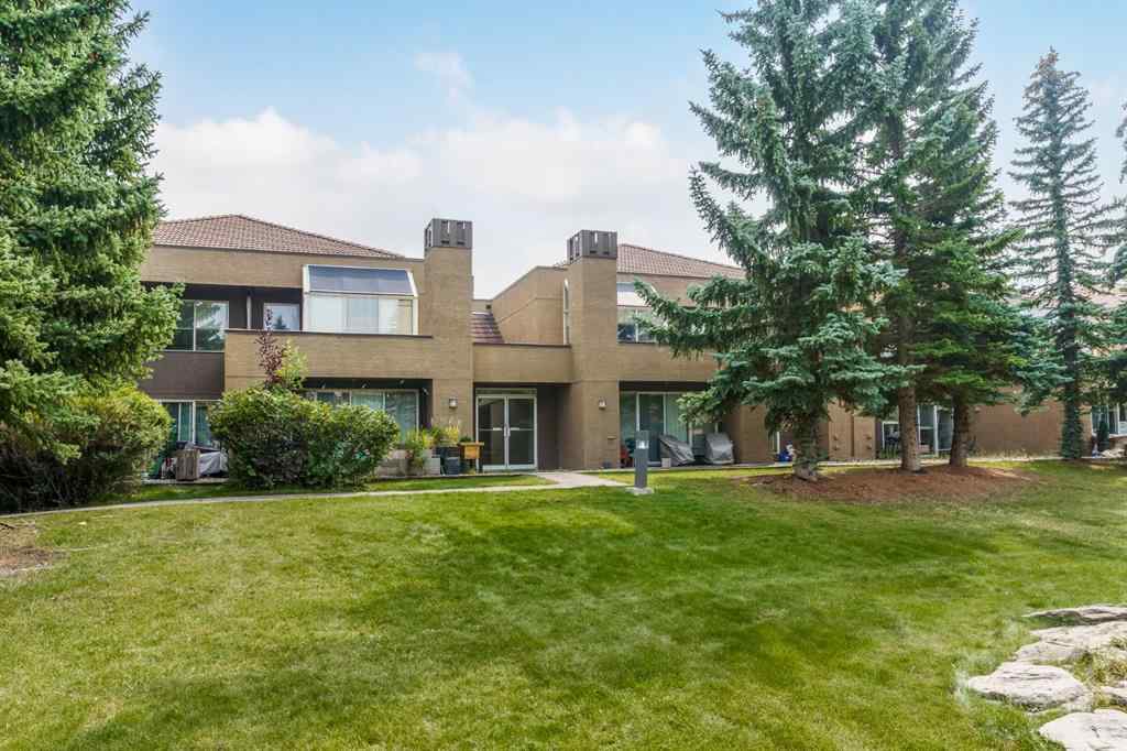 MLS® A2253426 - Unit #3 207 Village Terrace SW in Patterson Calgary, Residential