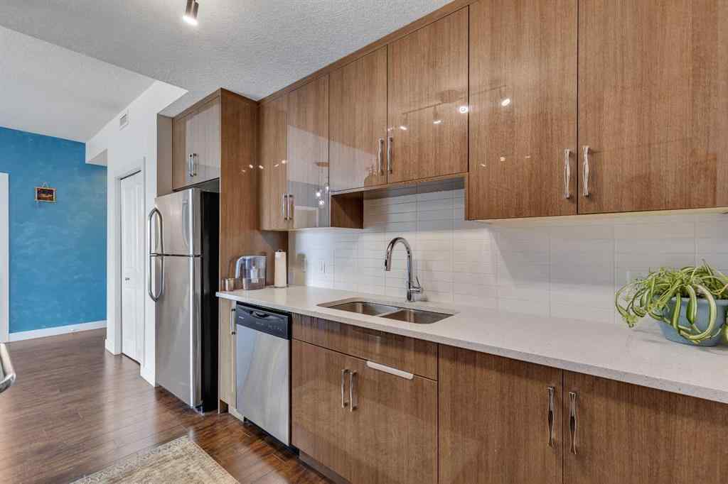 MLS® A2253428 - Unit #205 607 17 Avenue NW in Mount Pleasant Calgary, Residential