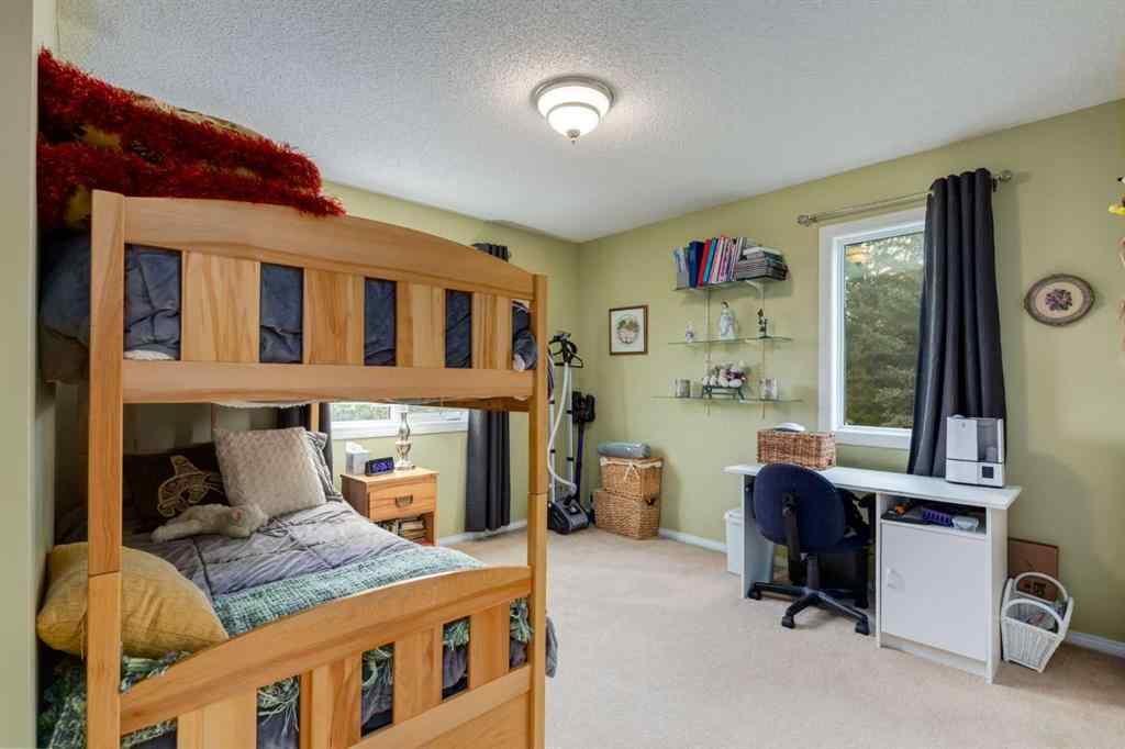 MLS® A2253429 - 215 Alandale Place SW in NONE Rural Rocky View County, Residential