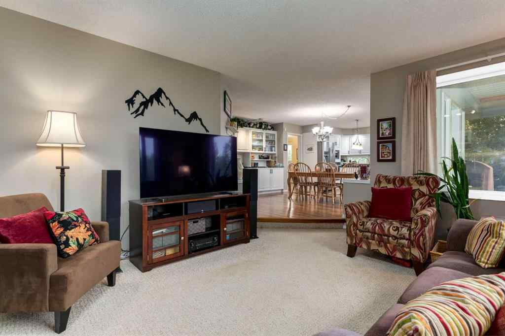 MLS® A2253429 - 215 Alandale Place SW in NONE Rural Rocky View County, Residential