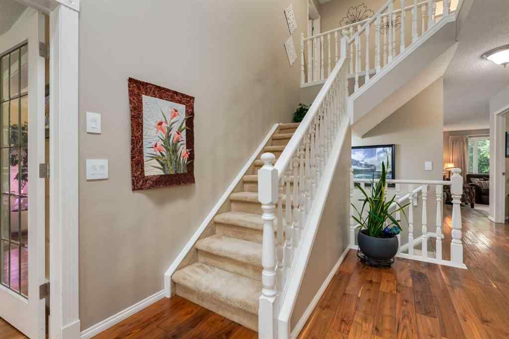 MLS® A2253429 - 215 Alandale Place SW in NONE Rural Rocky View County, Residential