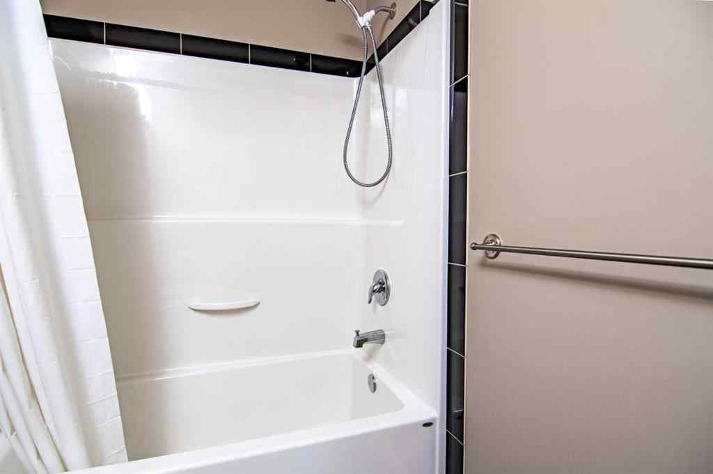 MLS® A2253430 - Unit #306 639 Oak Street  in NONE Springbrook, Residential
