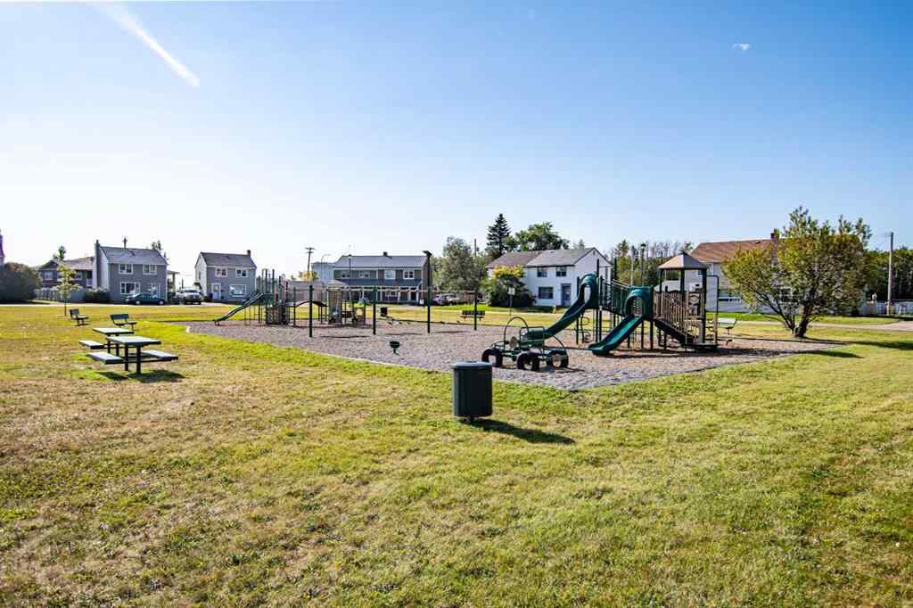 MLS® A2253430 - Unit #306 639 Oak Street  in NONE Springbrook, Residential