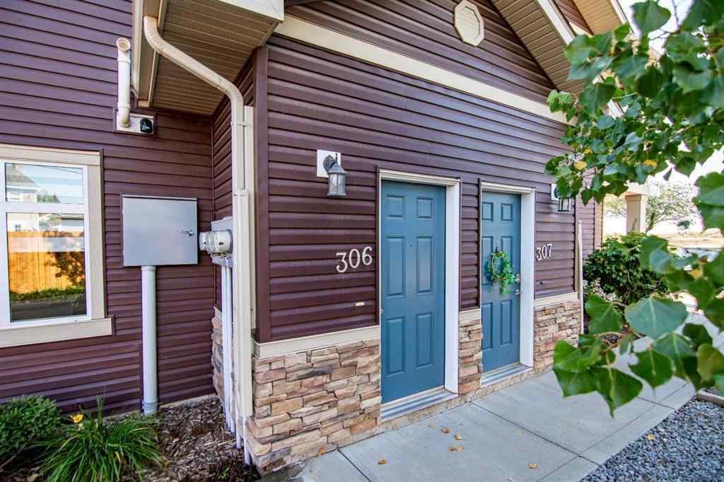 MLS® A2253430 - Unit #306 639 Oak Street  in NONE Springbrook, Residential