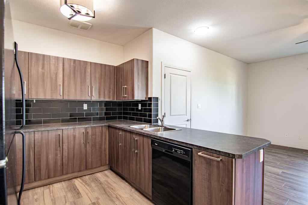 MLS® A2253430 - Unit #306 639 Oak Street  in NONE Springbrook, Residential