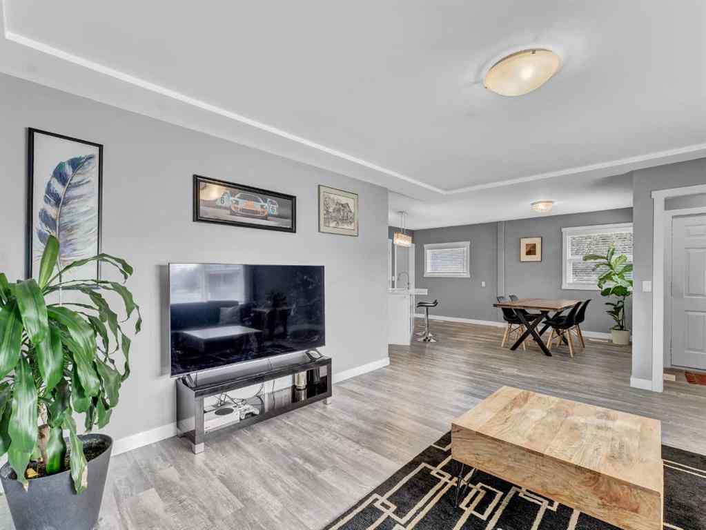 MLS® A2253432 - 406 9 Street SW in SW Hill Medicine Hat, Residential