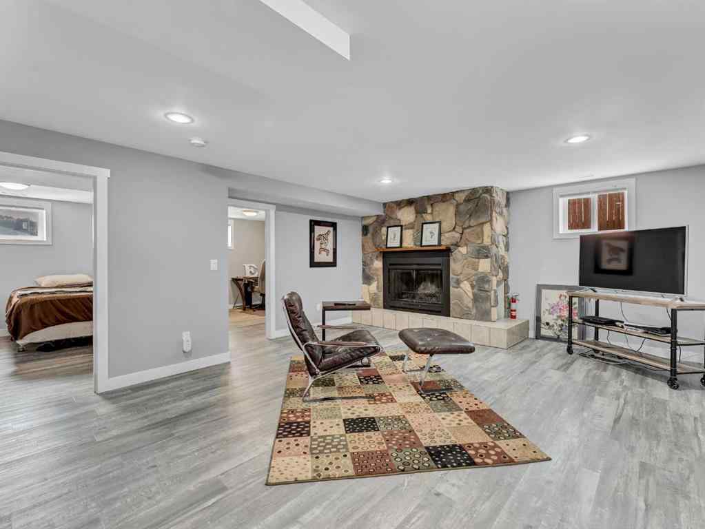 MLS® A2253432 - 406 9 Street SW in SW Hill Medicine Hat, Residential