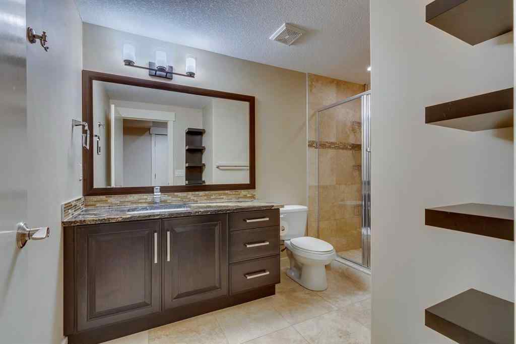 MLS® A2253433 - 2123 32 Avenue SW in Richmond Calgary, Residential