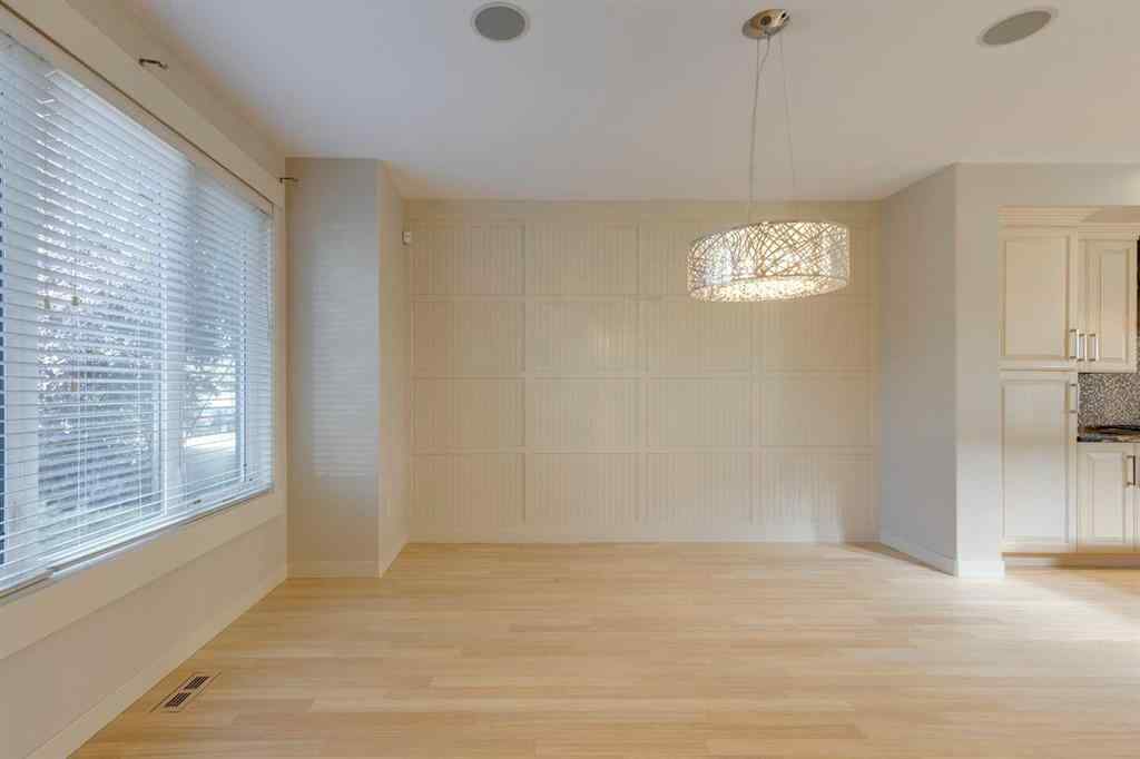 MLS® A2253433 - 2123 32 Avenue SW in Richmond Calgary, Residential