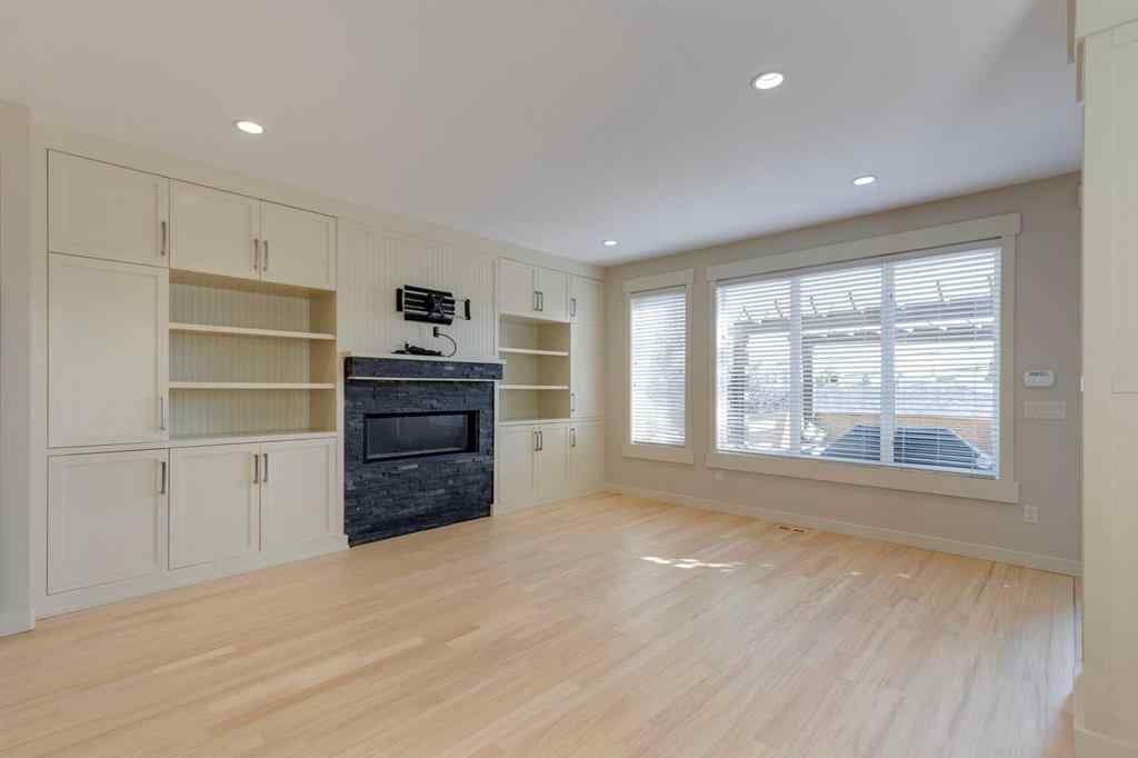 MLS® A2253433 - 2123 32 Avenue SW in Richmond Calgary, Residential