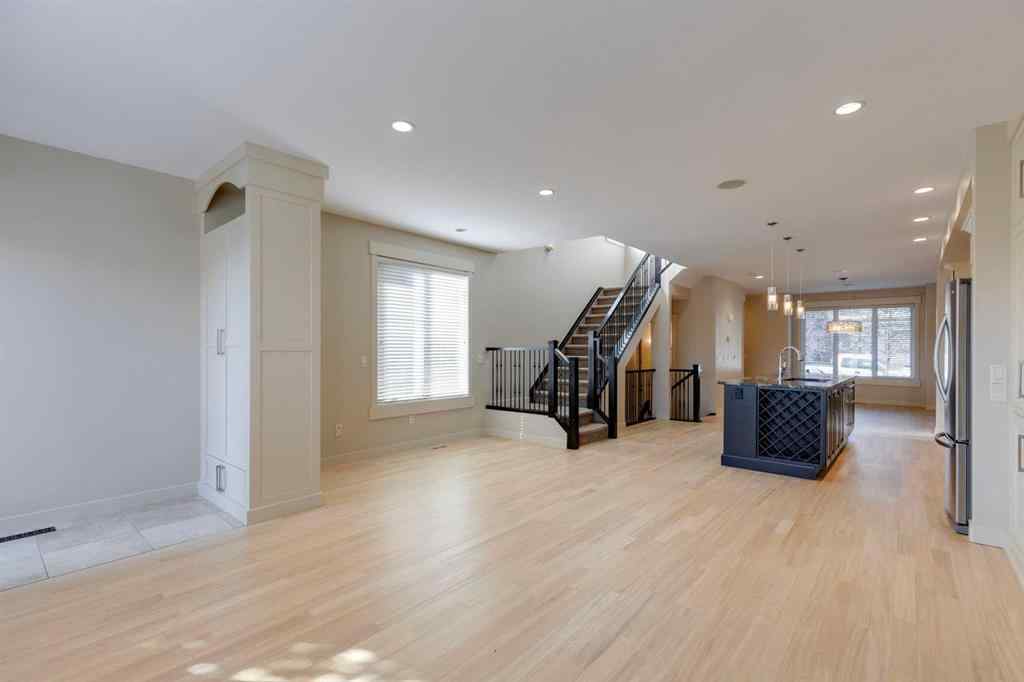 MLS® A2253433 - 2123 32 Avenue SW in Richmond Calgary, Residential