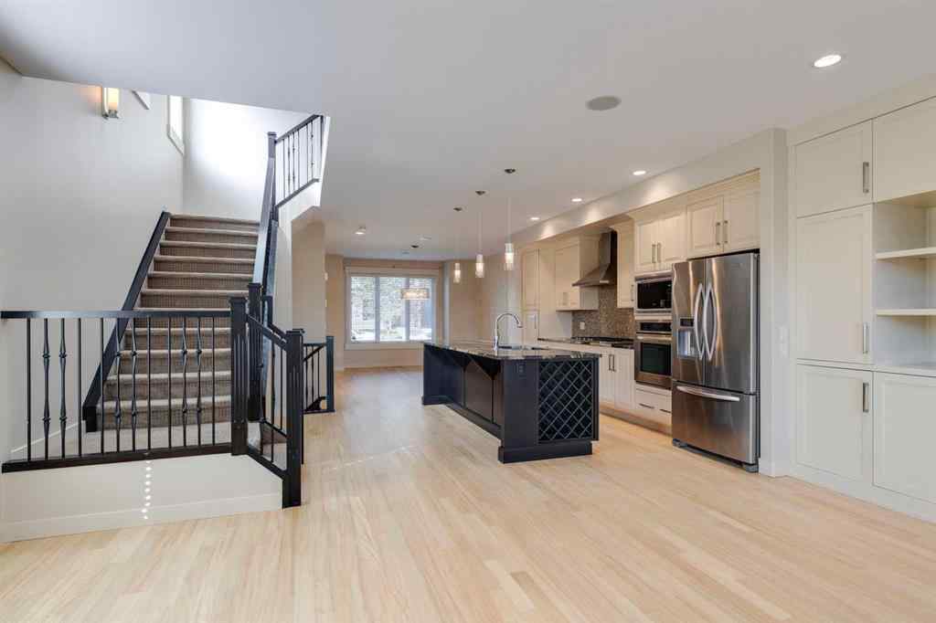 MLS® A2253433 - 2123 32 Avenue SW in Richmond Calgary, Residential