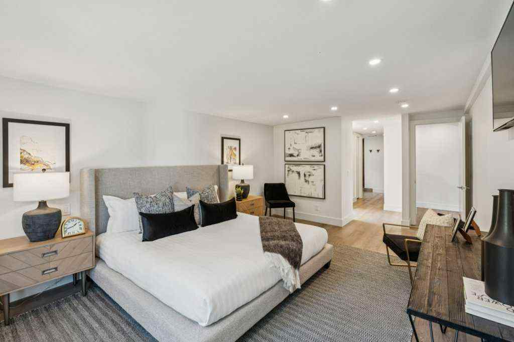 MLS® A2253435 - 1903 9 Street SW in Upper Mount Royal Calgary, Residential