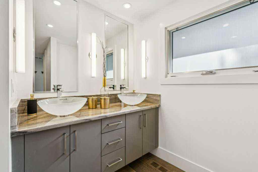 MLS® A2253435 - 1903 9 Street SW in Upper Mount Royal Calgary, Residential