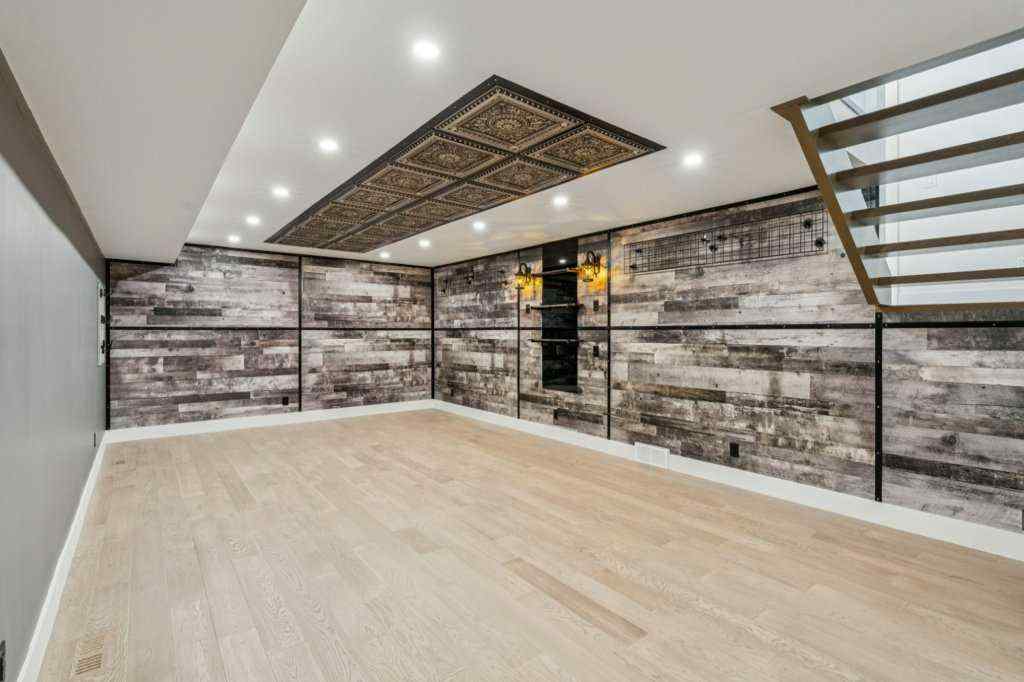 MLS® A2253435 - 1903 9 Street SW in Upper Mount Royal Calgary, Residential