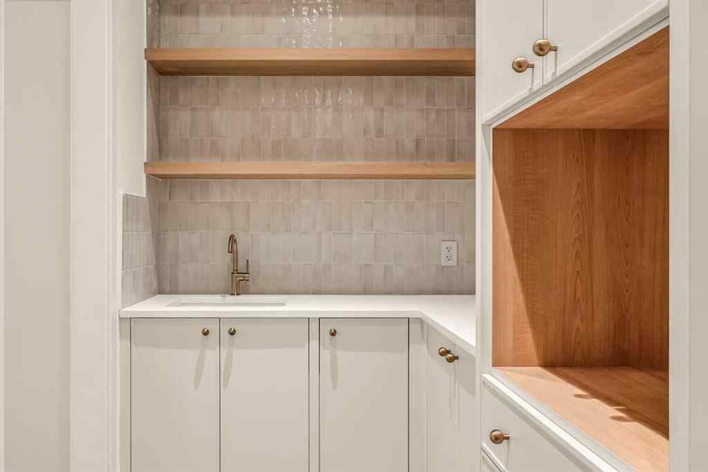 MLS® A2253441 - 1222 8 Avenue SE in Inglewood Calgary, Residential