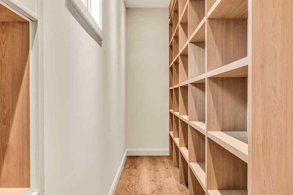 MLS® A2253441 - 1222 8 Avenue SE in Inglewood Calgary, Residential