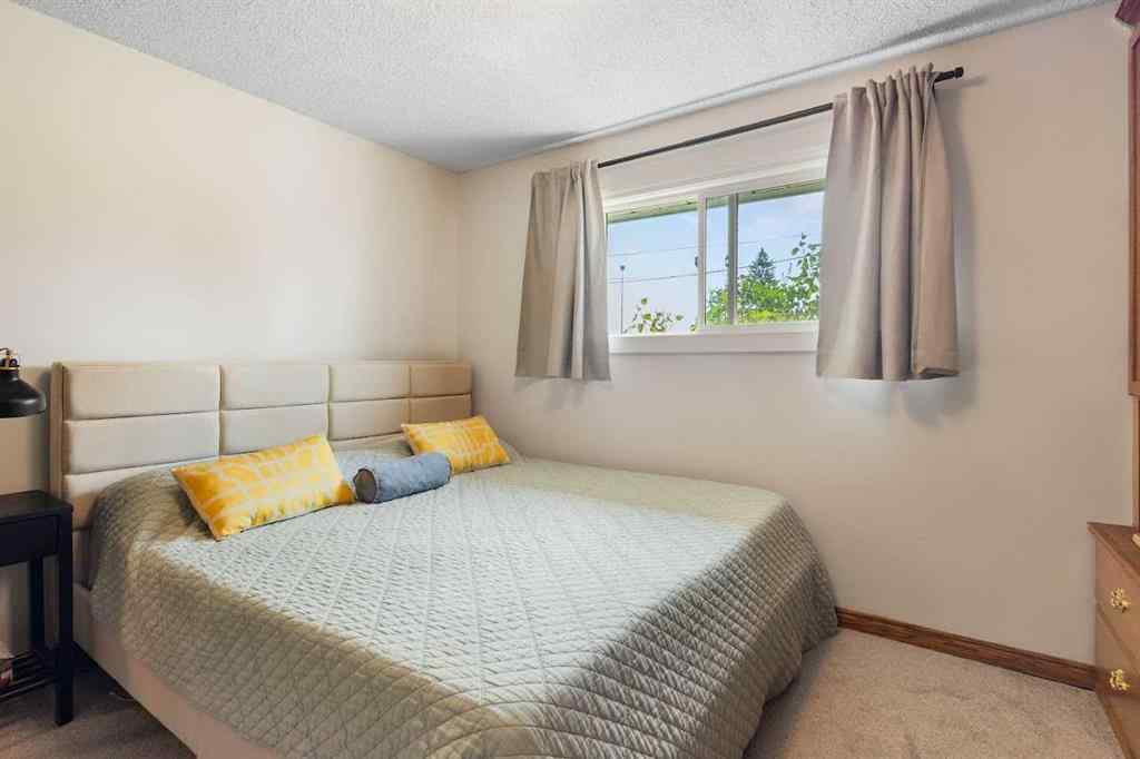 MLS® A2253445 - 74 Armstrong Crescent SE in Acadia Calgary, Residential