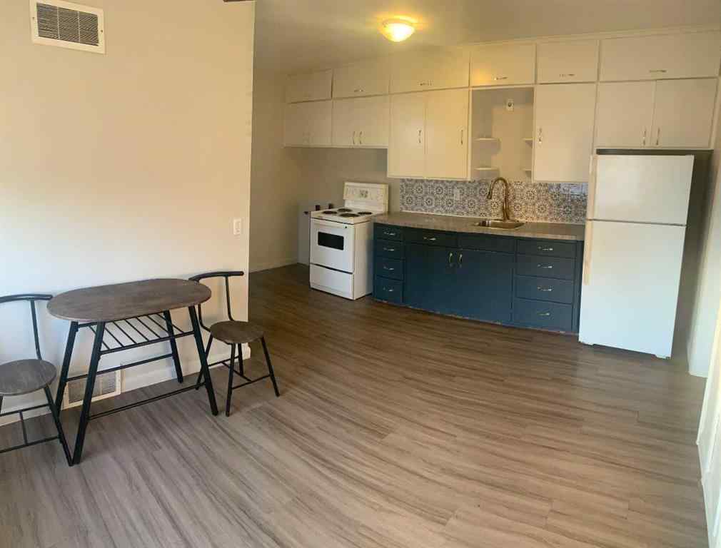 MLS® A2253450 - 214 2 Avenue E in NONE Hanna, Multi-Family