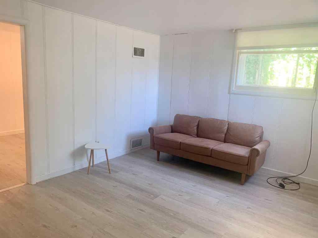MLS® A2253450 - 214 2 Avenue E in NONE Hanna, Multi-Family