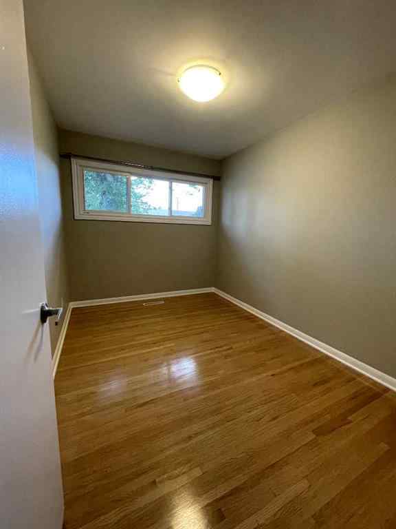 MLS® A2253451 - 449 7 Street NE in Northeast Crescent Heights Medicine Hat, Residential