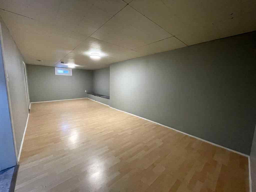 MLS® A2253451 - 449 7 Street NE in Northeast Crescent Heights Medicine Hat, Residential