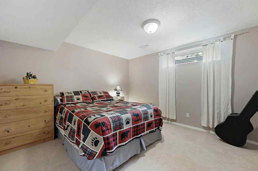 MLS® A2253452 - 6 Chapala Crescent SE in Chaparral Calgary, Residential