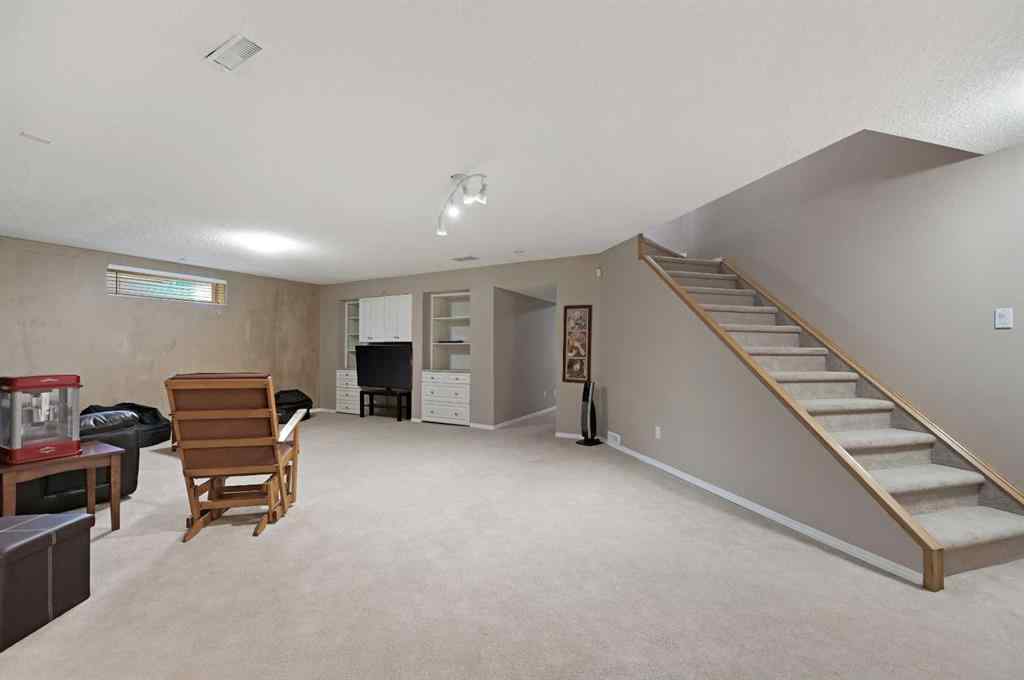 MLS® A2253452 - 6 Chapala Crescent SE in Chaparral Calgary, Residential