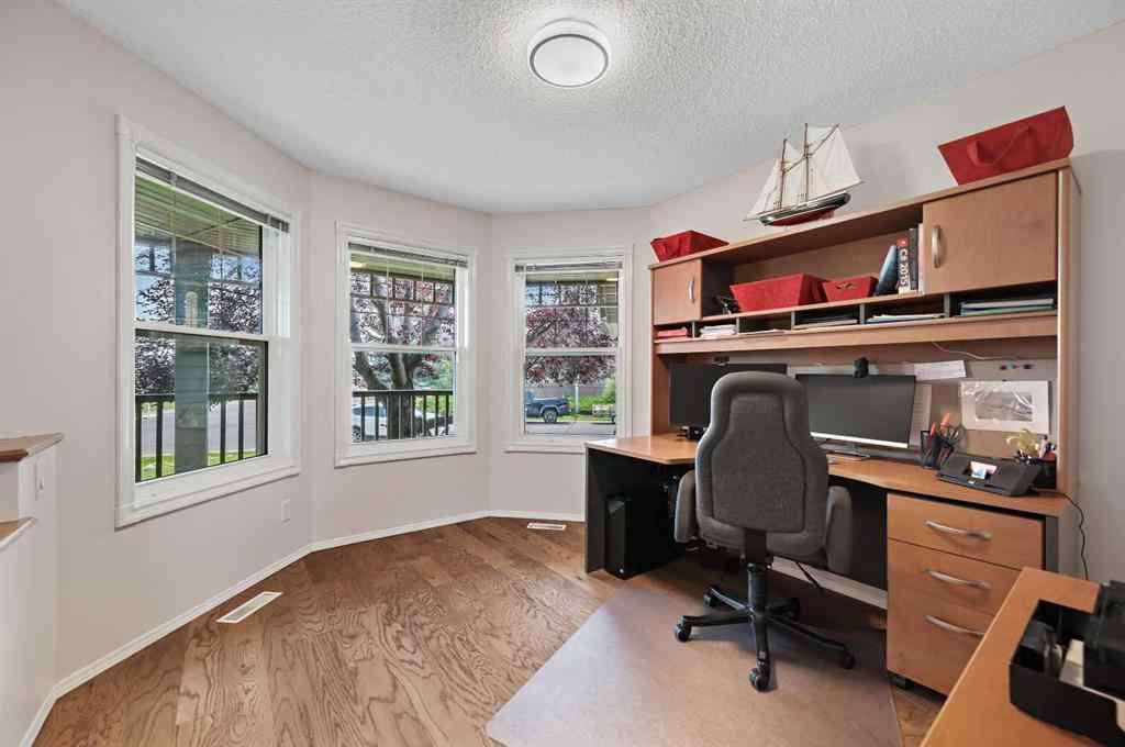 MLS® A2253452 - 6 Chapala Crescent SE in Chaparral Calgary, Residential
