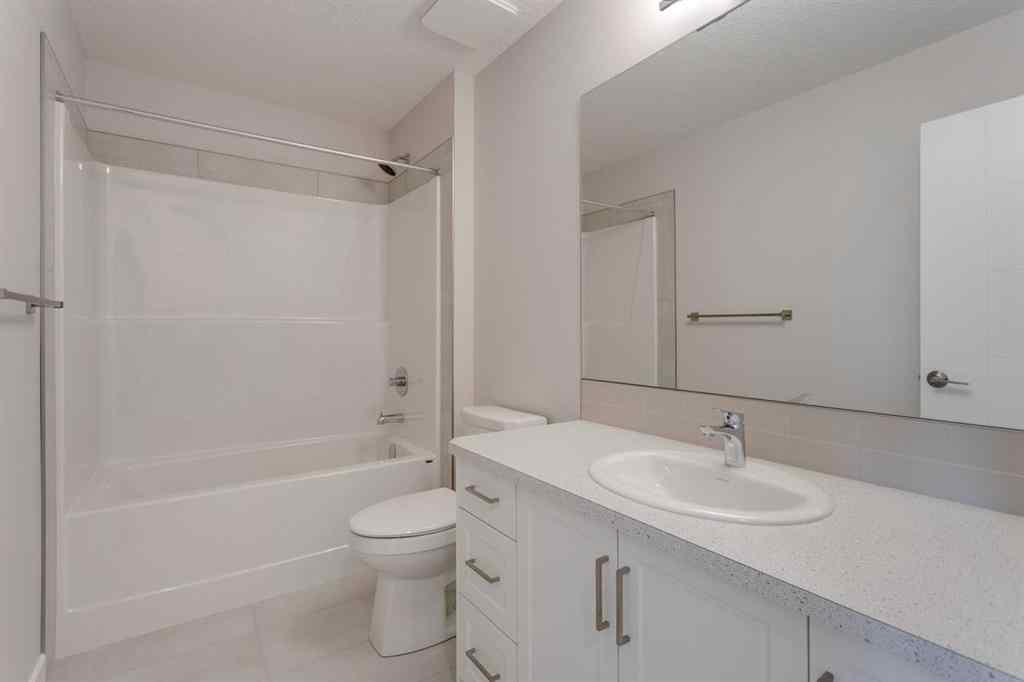 MLS® A2253453 - 32 Willow Park Point  in The Willows Cochrane, Residential