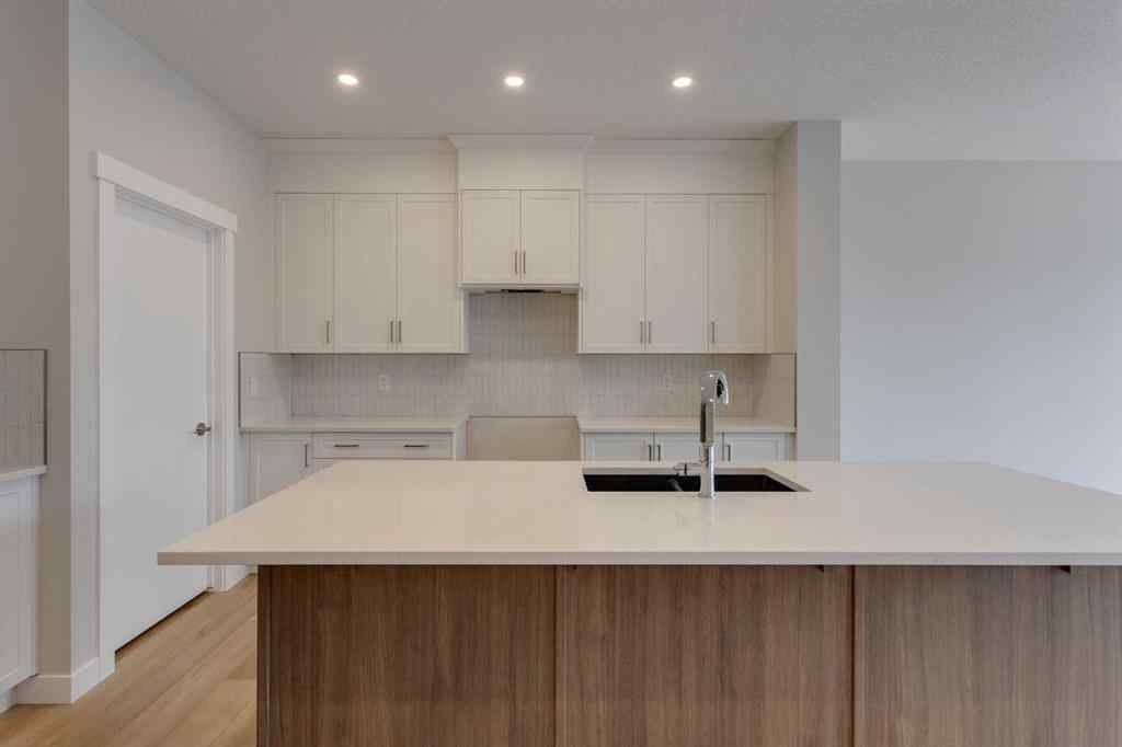 MLS® A2253453 - 32 Willow Park Point  in The Willows Cochrane, Residential