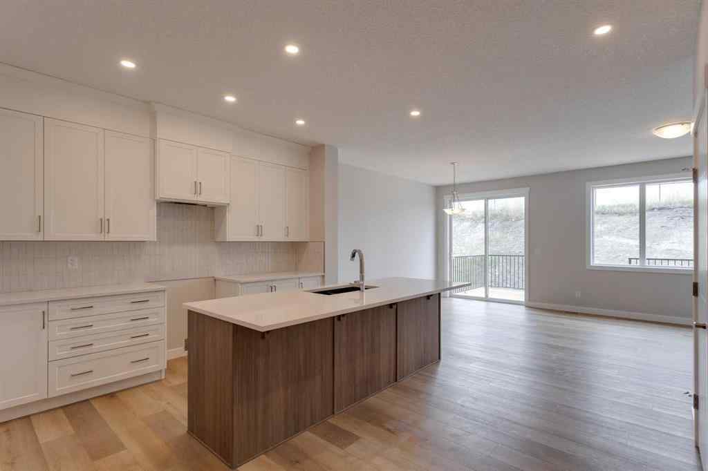 MLS® A2253453 - 32 Willow Park Point  in The Willows Cochrane, Residential