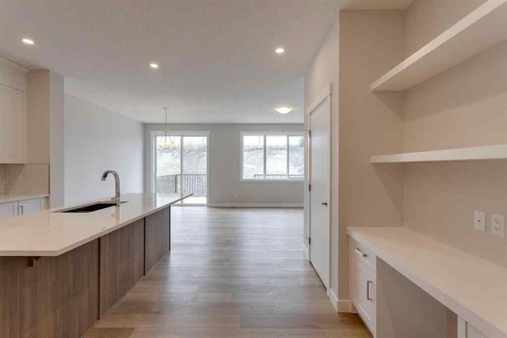 MLS® A2253453 - 32 Willow Park Point  in The Willows Cochrane, Residential