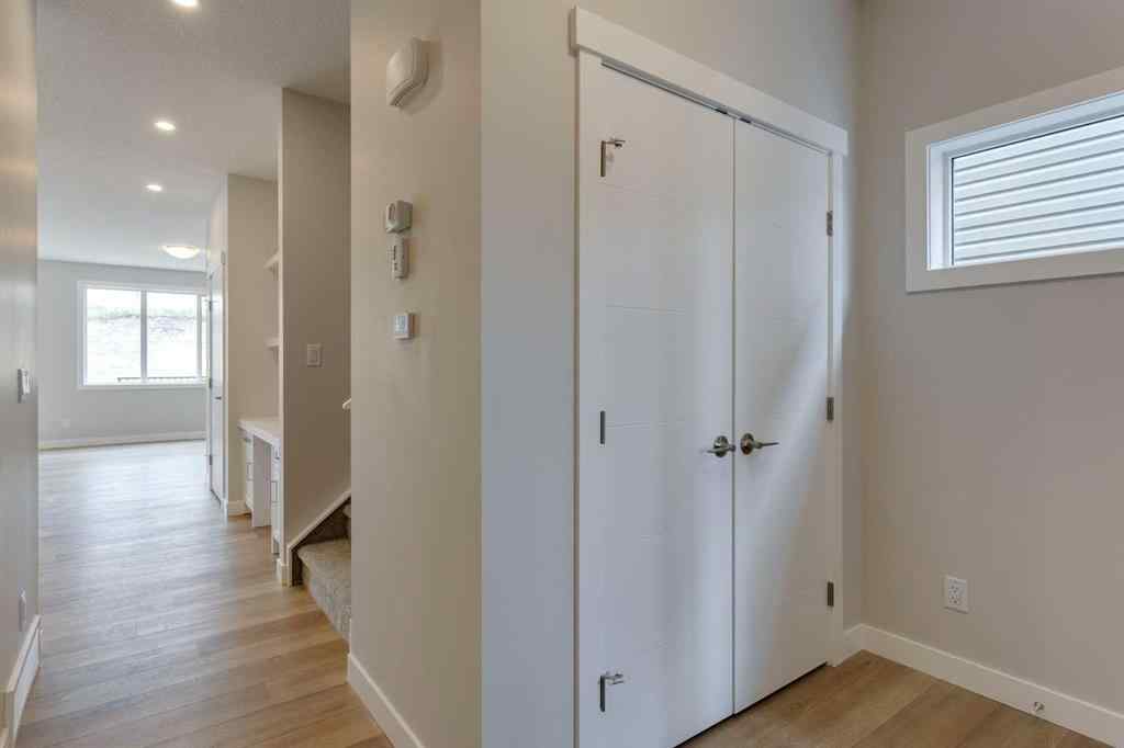 MLS® A2253453 - 32 Willow Park Point  in The Willows Cochrane, Residential