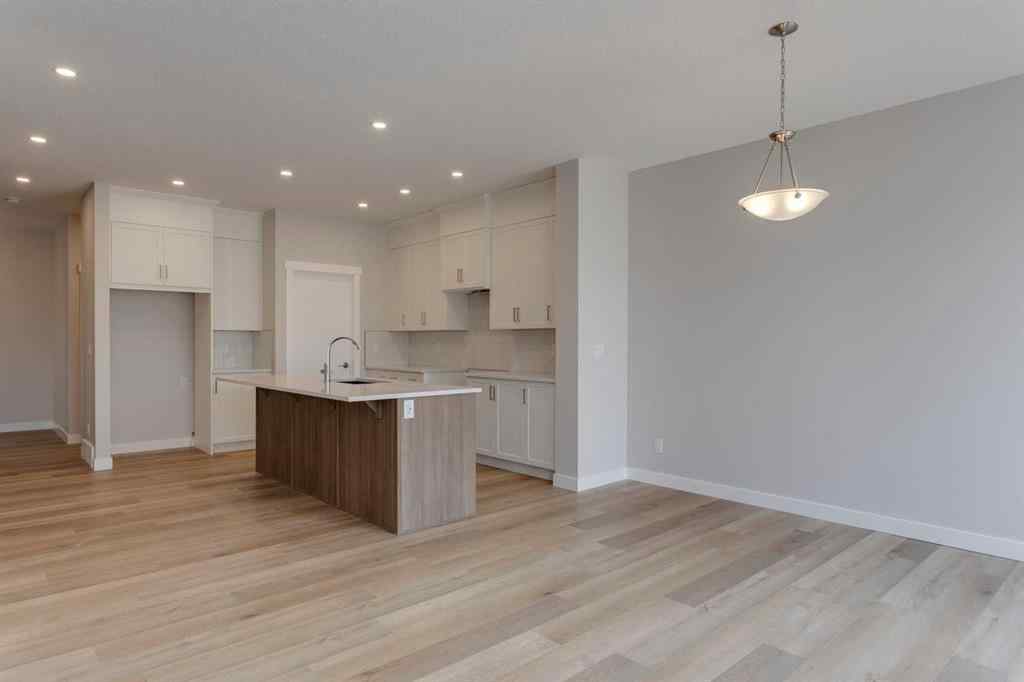 MLS® A2253453 - 32 Willow Park Point  in The Willows Cochrane, Residential