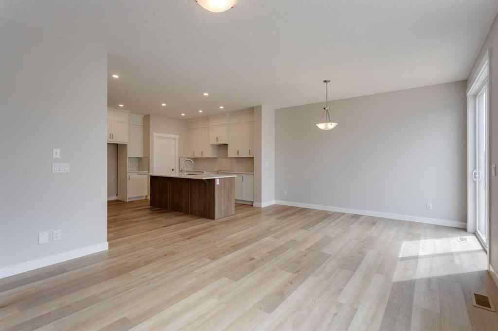 MLS® A2253453 - 32 Willow Park Point  in The Willows Cochrane, Residential