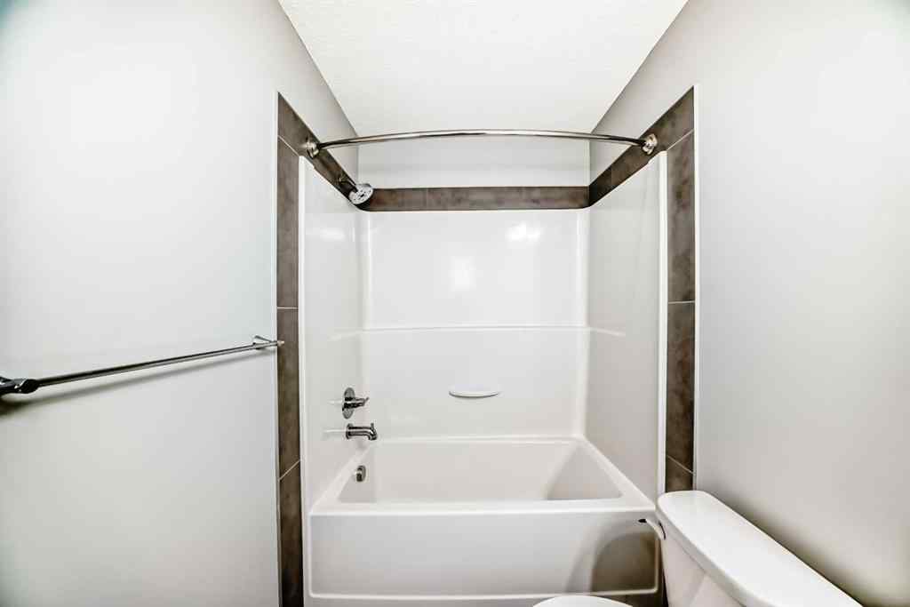 MLS® A2253455 - 581 Hillcrest Road SW in Hillcrest Airdrie, Residential