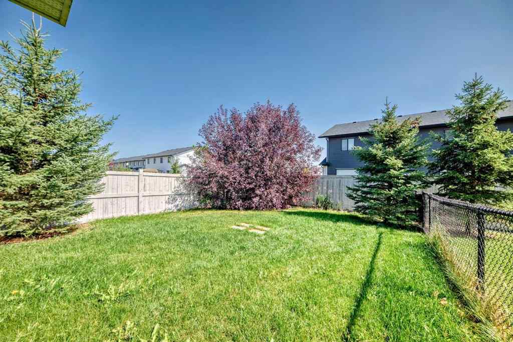 MLS® A2253455 - 581 Hillcrest Road SW in Hillcrest Airdrie, Residential
