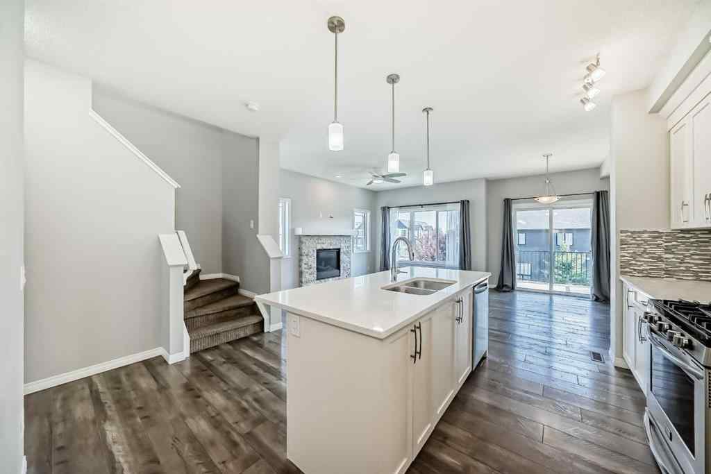 MLS® A2253455 - 581 Hillcrest Road SW in Hillcrest Airdrie, Residential